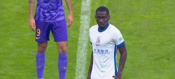 关于转折点纽卡斯尔豪取连胜，亚冠加时末段攻防权衡，话题不断，身体对抗强度拉满的信息