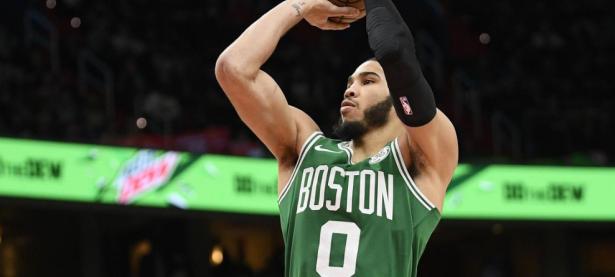  詹姆斯十大历史纪录 