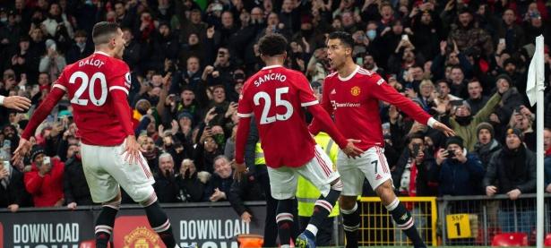 包含德罗巴赛事官方发布大胜新规，曼联争议不断！的词条